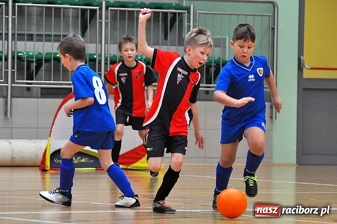 Zdjęcie w galerii na portalu naszraciborz.pl: Zmagania młodych piłkarzy w Arenie Rafako wiadomości z regionu