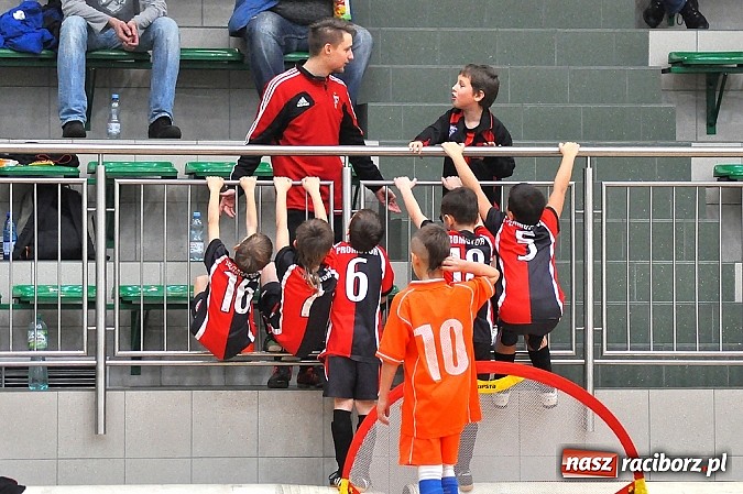 Zdjęcie w galerii na portalu naszraciborz.pl: Zmagania młodych piłkarzy w Arenie Rafako wiadomości z regionu