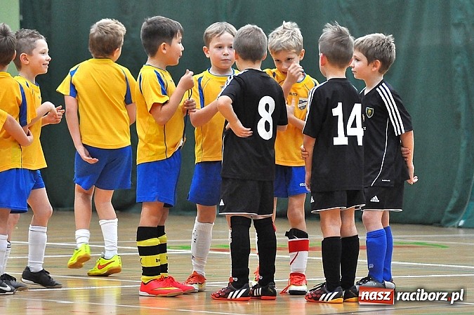 Zdjęcie w galerii na portalu naszraciborz.pl: Zmagania młodych piłkarzy w Arenie Rafako wiadomości z regionu