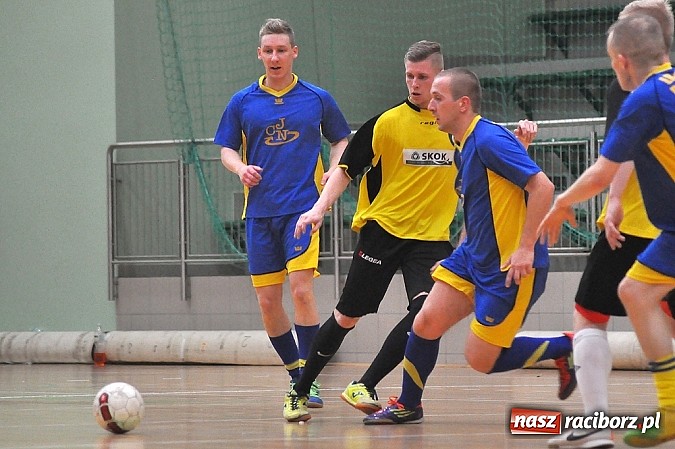 Zdjęcie w galerii na portalu naszraciborz.pl: Sobota w HLPN. Minimalne wygrane Samych Swoich i Płomienia wiadomości z regionu