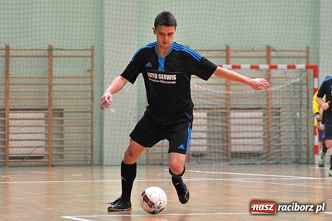 Zdjęcie w galerii na portalu naszraciborz.pl: Sobota w HLPN. Minimalne wygrane Samych Swoich i Płomienia wiadomości z regionu