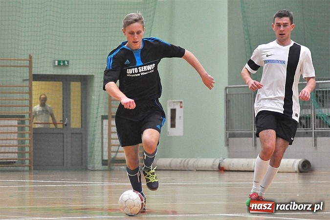 Zdjęcie w galerii na portalu naszraciborz.pl: Sobota w HLPN. Minimalne wygrane Samych Swoich i Płomienia wiadomości z regionu