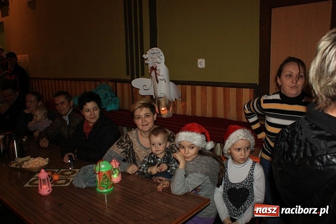 Zdjęcie w galerii na portalu naszraciborz.pl: Tak wspomnienie św. Mikołaja świętowano w Borucinie wiadomości z regionu