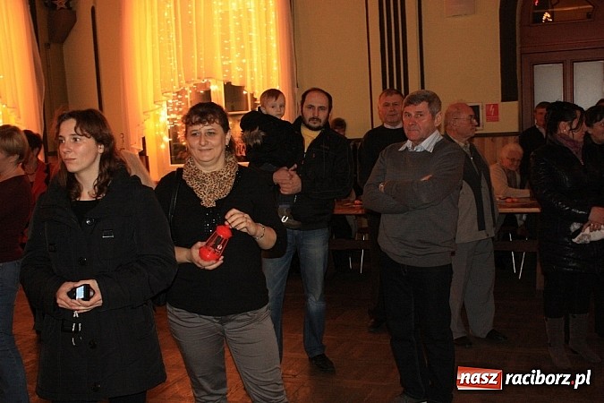 Zdjęcie w galerii na portalu naszraciborz.pl: Tak wspomnienie św. Mikołaja świętowano w Borucinie wiadomości z regionu