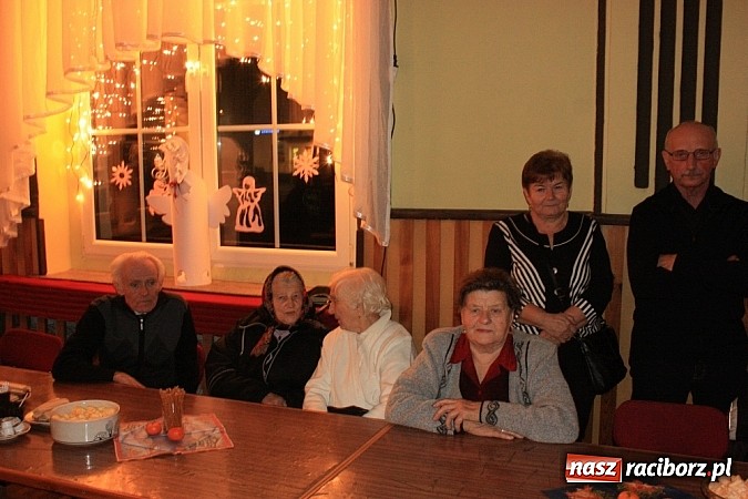 Zdjęcie w galerii na portalu naszraciborz.pl: Tak wspomnienie św. Mikołaja świętowano w Borucinie wiadomości z regionu