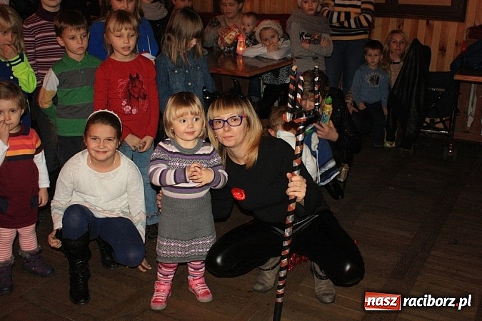 Zdjęcie w galerii na portalu naszraciborz.pl: Tak wspomnienie św. Mikołaja świętowano w Borucinie wiadomości z regionu