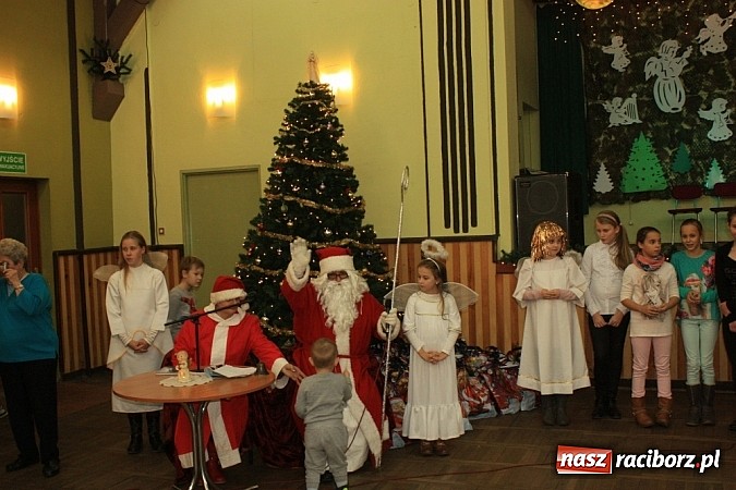 Zdjęcie w galerii na portalu naszraciborz.pl: Tak wspomnienie św. Mikołaja świętowano w Borucinie wiadomości z regionu