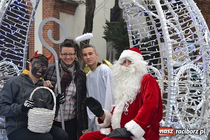 Zdjęcie w galerii na portalu naszraciborz.pl: Akcja poprawczaka. My pomagamy... wiadomości z regionu