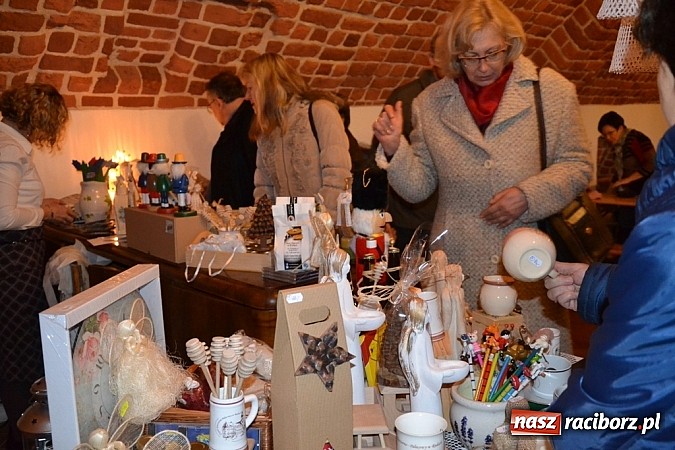 Zdjęcie w galerii na portalu naszraciborz.pl: Niedzielne Jarmarki w murach starego opactwa wiadomości z regionu