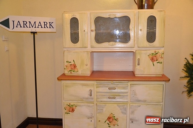 Zdjęcie w galerii na portalu naszraciborz.pl: Niedzielne Jarmarki w murach starego opactwa wiadomości z regionu