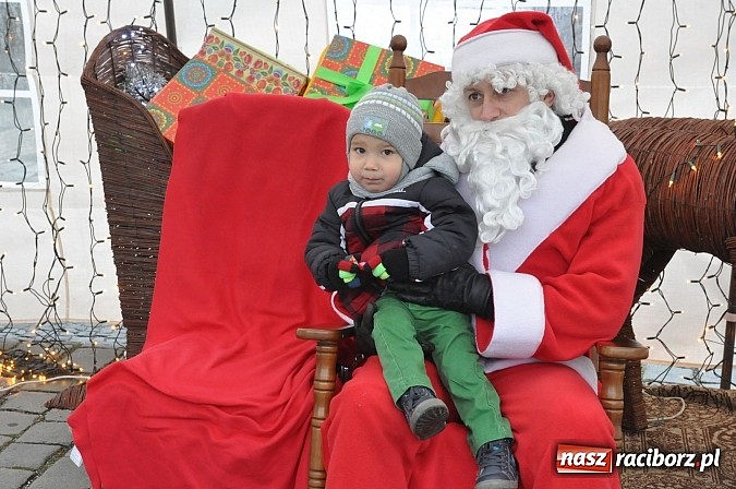 Zdjęcie w galerii na portalu naszraciborz.pl: Wielki świąteczny barszcz już prawie gotowy wiadomości z regionu