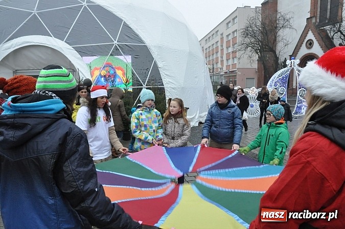 Zdjęcie w galerii na portalu naszraciborz.pl: Wielki świąteczny barszcz już prawie gotowy wiadomości z regionu
