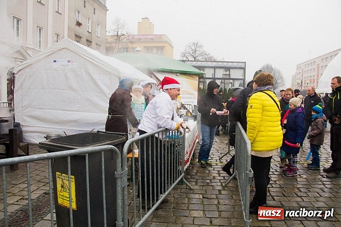 Zdjęcie w galerii na portalu naszraciborz.pl: Drugi dzień Jarmarku Bożonarodzeniowego  wiadomości z regionu