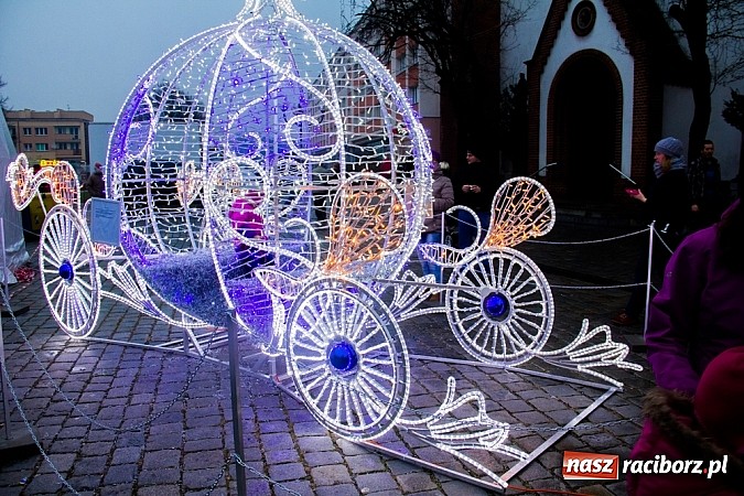 Zdjęcie w galerii na portalu naszraciborz.pl: Drugi dzień Jarmarku Bożonarodzeniowego  wiadomości z regionu