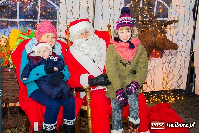 Zdjęcie w galerii na portalu naszraciborz.pl: Drugi dzień Jarmarku Bożonarodzeniowego  wiadomości z regionu