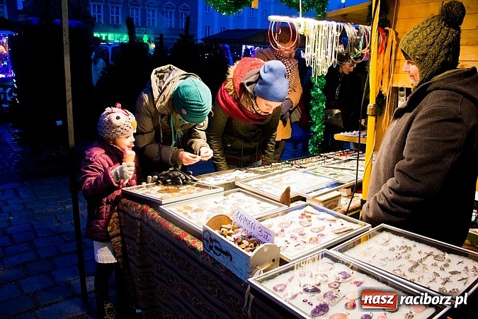 Zdjęcie w galerii na portalu naszraciborz.pl: Drugi dzień Jarmarku Bożonarodzeniowego  wiadomości z regionu