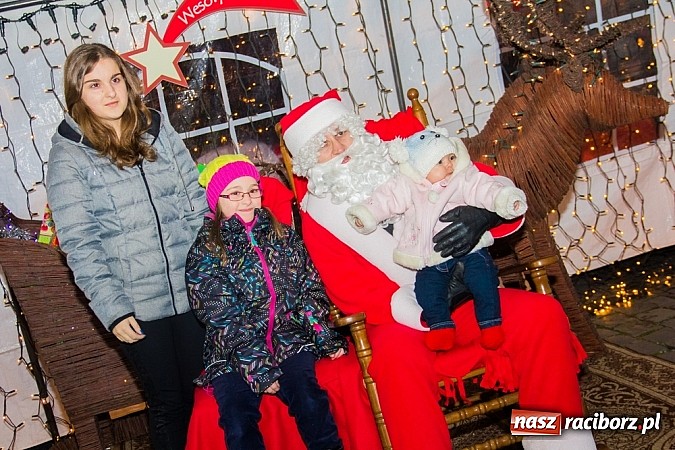 Zdjęcie w galerii na portalu naszraciborz.pl: Drugi dzień Jarmarku Bożonarodzeniowego  wiadomości z regionu