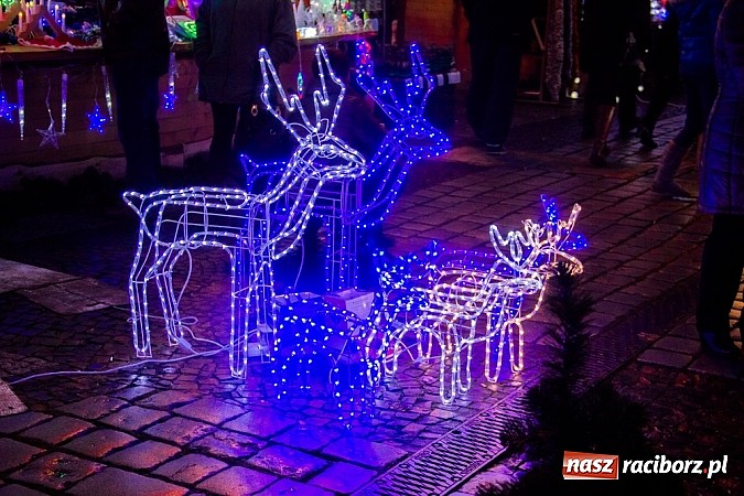 Zdjęcie w galerii na portalu naszraciborz.pl: Drugi dzień Jarmarku Bożonarodzeniowego  wiadomości z regionu