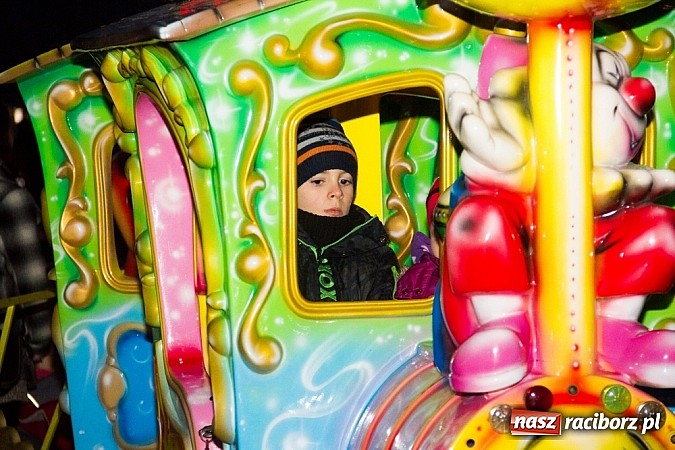 Zdjęcie w galerii na portalu naszraciborz.pl: Drugi dzień Jarmarku Bożonarodzeniowego  wiadomości z regionu