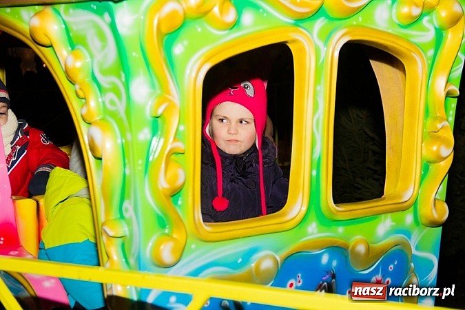Zdjęcie w galerii na portalu naszraciborz.pl: Drugi dzień Jarmarku Bożonarodzeniowego  wiadomości z regionu