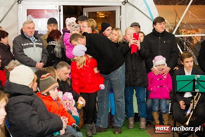 Zdjęcie w galerii na portalu naszraciborz.pl: Drugi dzień Jarmarku Bożonarodzeniowego  wiadomości z regionu
