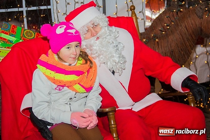 Zdjęcie w galerii na portalu naszraciborz.pl: Drugi dzień Jarmarku Bożonarodzeniowego  wiadomości z regionu