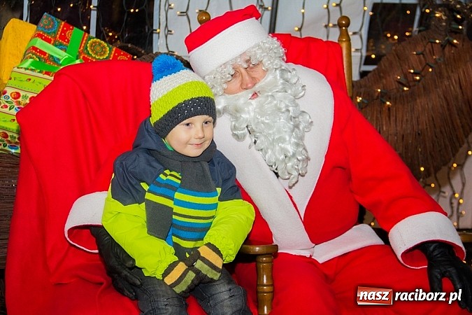 Zdjęcie w galerii na portalu naszraciborz.pl: Drugi dzień Jarmarku Bożonarodzeniowego  wiadomości z regionu