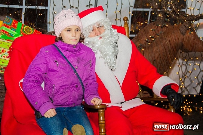 Zdjęcie w galerii na portalu naszraciborz.pl: Drugi dzień Jarmarku Bożonarodzeniowego  wiadomości z regionu