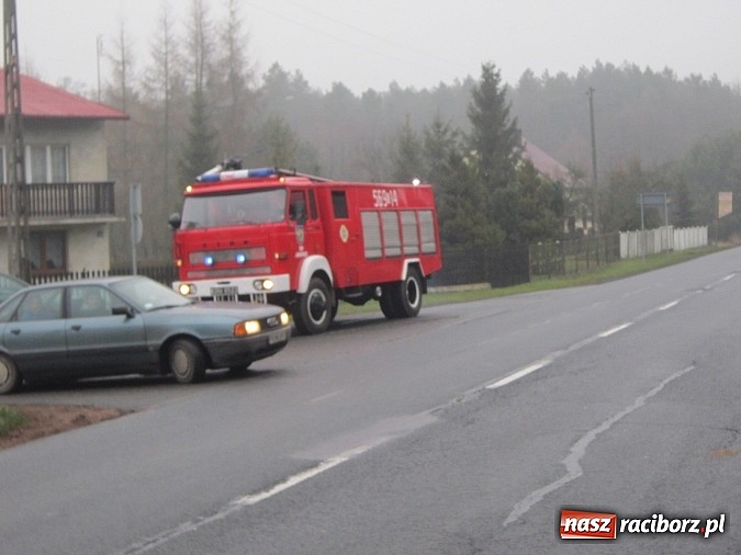 Zdjęcie w galerii na portalu naszraciborz.pl: Pożar budynku gospodarczego na Przeryciu wiadomości z regionu