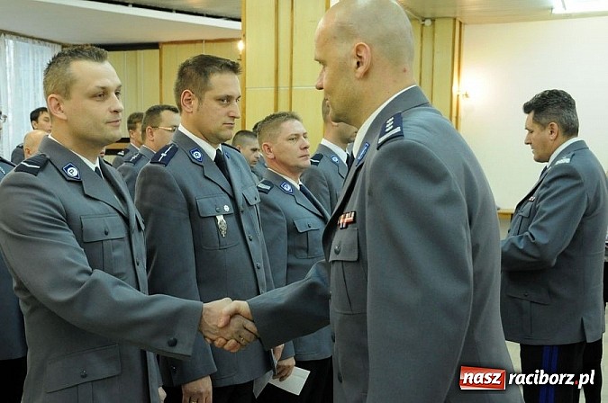 Zdjęcie w galerii na portalu naszraciborz.pl: Nagrody dla najlepszych - wśr&oacute;d nich raciborzanin wiadomości z regionu