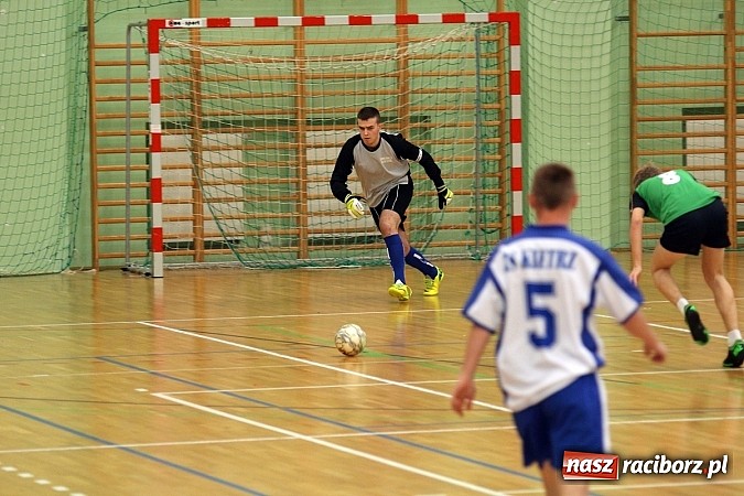 Zdjęcie w galerii na portalu naszraciborz.pl: Kto wygrał w Makroregionalnym Turnieju Halowej Piłki Nożnej? Sprawdź wyniki!  wiadomości z regionu