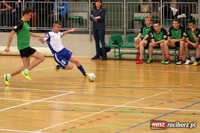 Zdjęcie w galerii na portalu naszraciborz.pl: Kto wygrał w Makroregionalnym Turnieju Halowej Piłki Nożnej? Sprawdź wyniki!  wiadomości z regionu