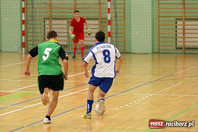 Zdjęcie w galerii na portalu naszraciborz.pl: Kto wygrał w Makroregionalnym Turnieju Halowej Piłki Nożnej? Sprawdź wyniki!  wiadomości z regionu