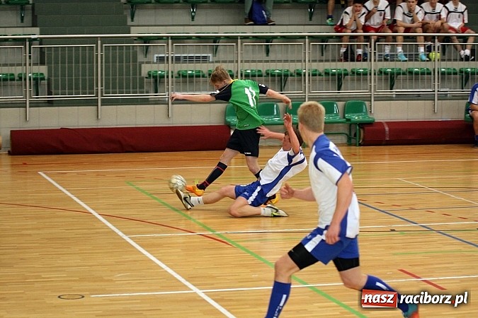 Zdjęcie w galerii na portalu naszraciborz.pl: Kto wygrał w Makroregionalnym Turnieju Halowej Piłki Nożnej? Sprawdź wyniki!  wiadomości z regionu