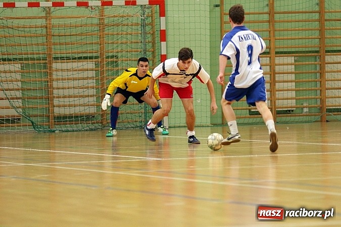Zdjęcie w galerii na portalu naszraciborz.pl: Kto wygrał w Makroregionalnym Turnieju Halowej Piłki Nożnej? Sprawdź wyniki!  wiadomości z regionu