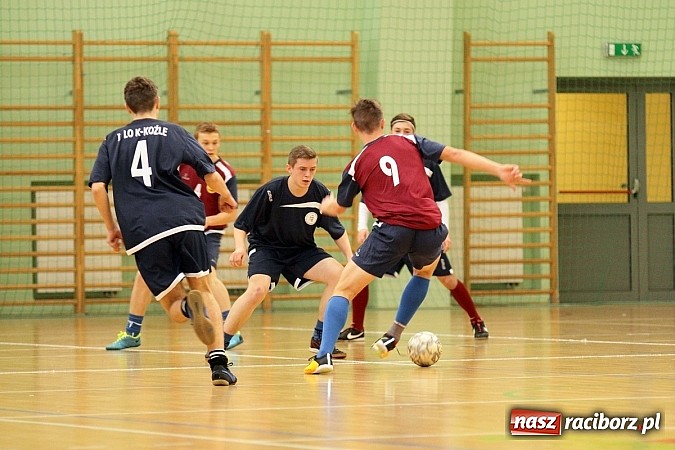 Zdjęcie w galerii na portalu naszraciborz.pl: Kto wygrał w Makroregionalnym Turnieju Halowej Piłki Nożnej? Sprawdź wyniki!  wiadomości z regionu