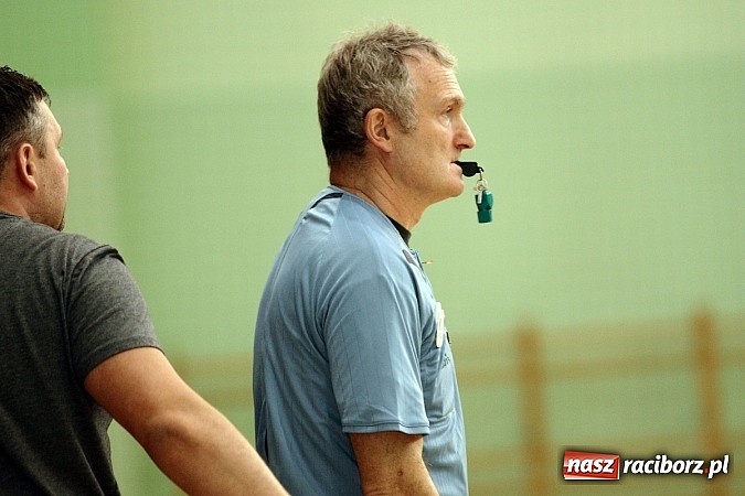 Zdjęcie w galerii na portalu naszraciborz.pl: Kto wygrał w Makroregionalnym Turnieju Halowej Piłki Nożnej? Sprawdź wyniki!  wiadomości z regionu