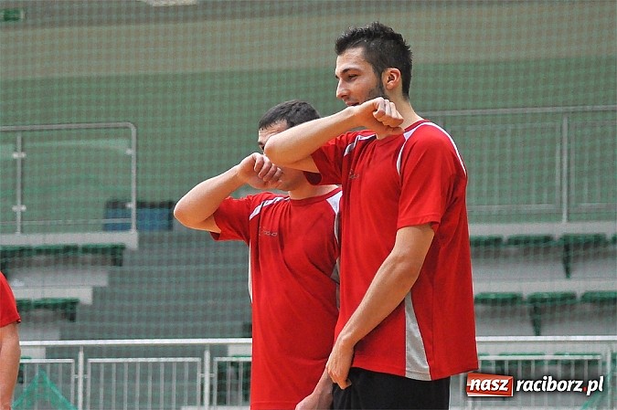Zdjęcie w galerii na portalu naszraciborz.pl: RS Bau Grzegorzowice walczył do końca. Kolejne zwycięstwo Cukierni Gianni wiadomości z regionu