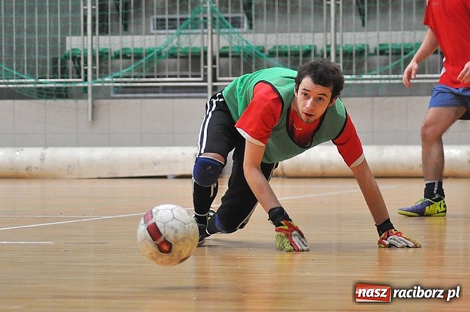 Zdjęcie w galerii na portalu naszraciborz.pl: RS Bau Grzegorzowice walczył do końca. Kolejne zwycięstwo Cukierni Gianni wiadomości z regionu