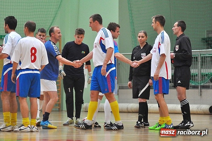 Zdjęcie w galerii na portalu naszraciborz.pl: RS Bau Grzegorzowice walczył do końca. Kolejne zwycięstwo Cukierni Gianni wiadomości z regionu