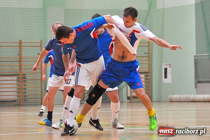 Zdjęcie w galerii na portalu naszraciborz.pl: RS Bau Grzegorzowice walczył do końca. Kolejne zwycięstwo Cukierni Gianni wiadomości z regionu