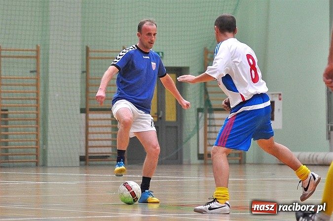 Zdjęcie w galerii na portalu naszraciborz.pl: RS Bau Grzegorzowice walczył do końca. Kolejne zwycięstwo Cukierni Gianni wiadomości z regionu