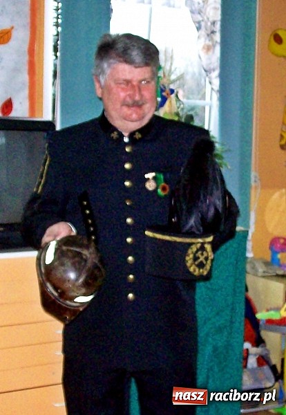 Zdjęcie w galerii na portalu naszraciborz.pl: Górnik spotkał się z przedszkolakami z Rudnika wiadomości z regionu