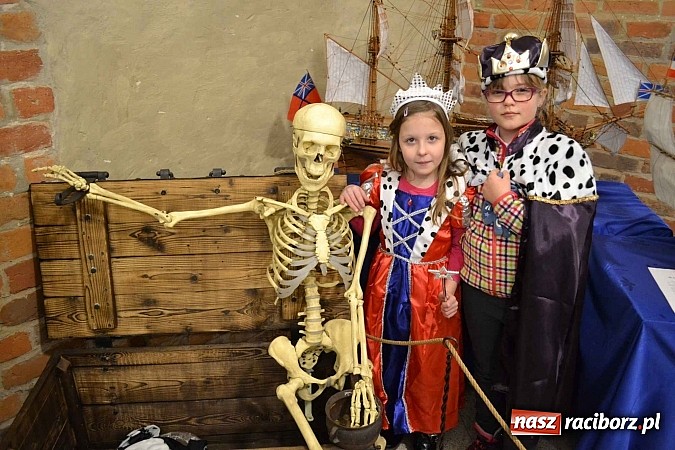 Zdjęcie w galerii na portalu naszraciborz.pl: Przymierz szaty księżniczki, zostań królem lub rycerzem wiadomości z regionu