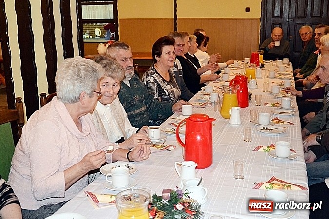 Zdjęcie w galerii na portalu naszraciborz.pl: Dwóch burmistrzów i wehikuł czasu wiadomości z regionu
