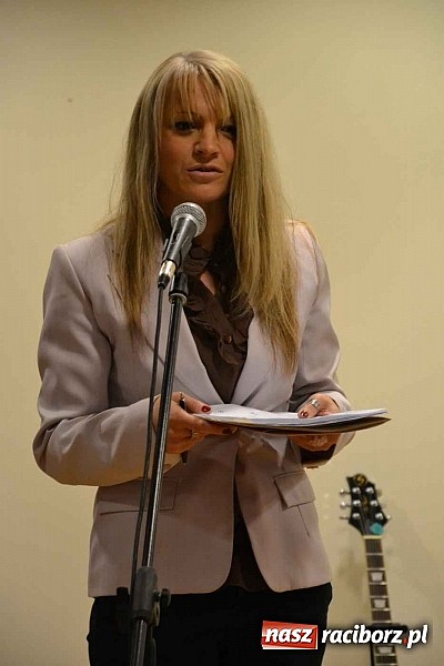 Zdjęcie w galerii na portalu naszraciborz.pl: Scena dla zawodowców – konkurs bożonarodzeniowy na zamku wiadomości z regionu