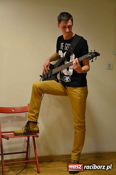 Zdjęcie w galerii na portalu naszraciborz.pl: Scena dla zawodowców – konkurs bożonarodzeniowy na zamku wiadomości z regionu