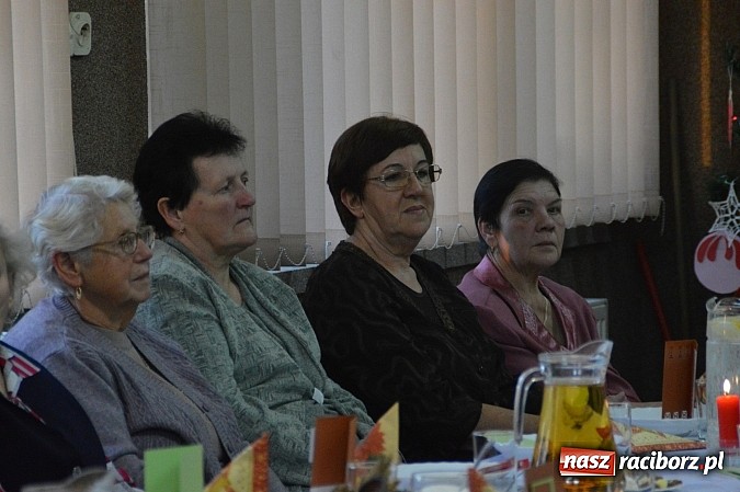 Zdjęcie w galerii na portalu naszraciborz.pl: Wieczór wigilijny w Bieńkowicach wiadomości z regionu