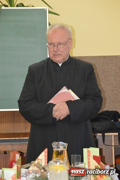 Zdjęcie w galerii na portalu naszraciborz.pl: Wieczór wigilijny w Bieńkowicach wiadomości z regionu