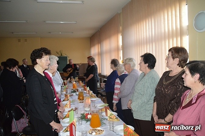 Zdjęcie w galerii na portalu naszraciborz.pl: Wieczór wigilijny w Bieńkowicach wiadomości z regionu